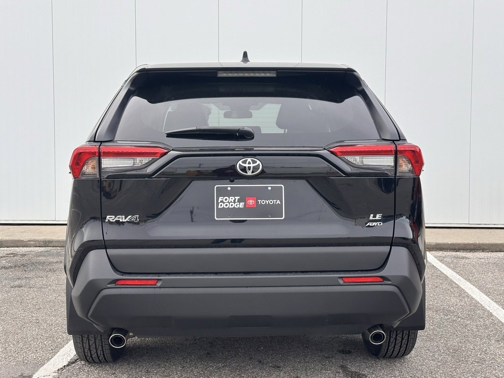 New 2025 Toyota RAV4 LE image 4