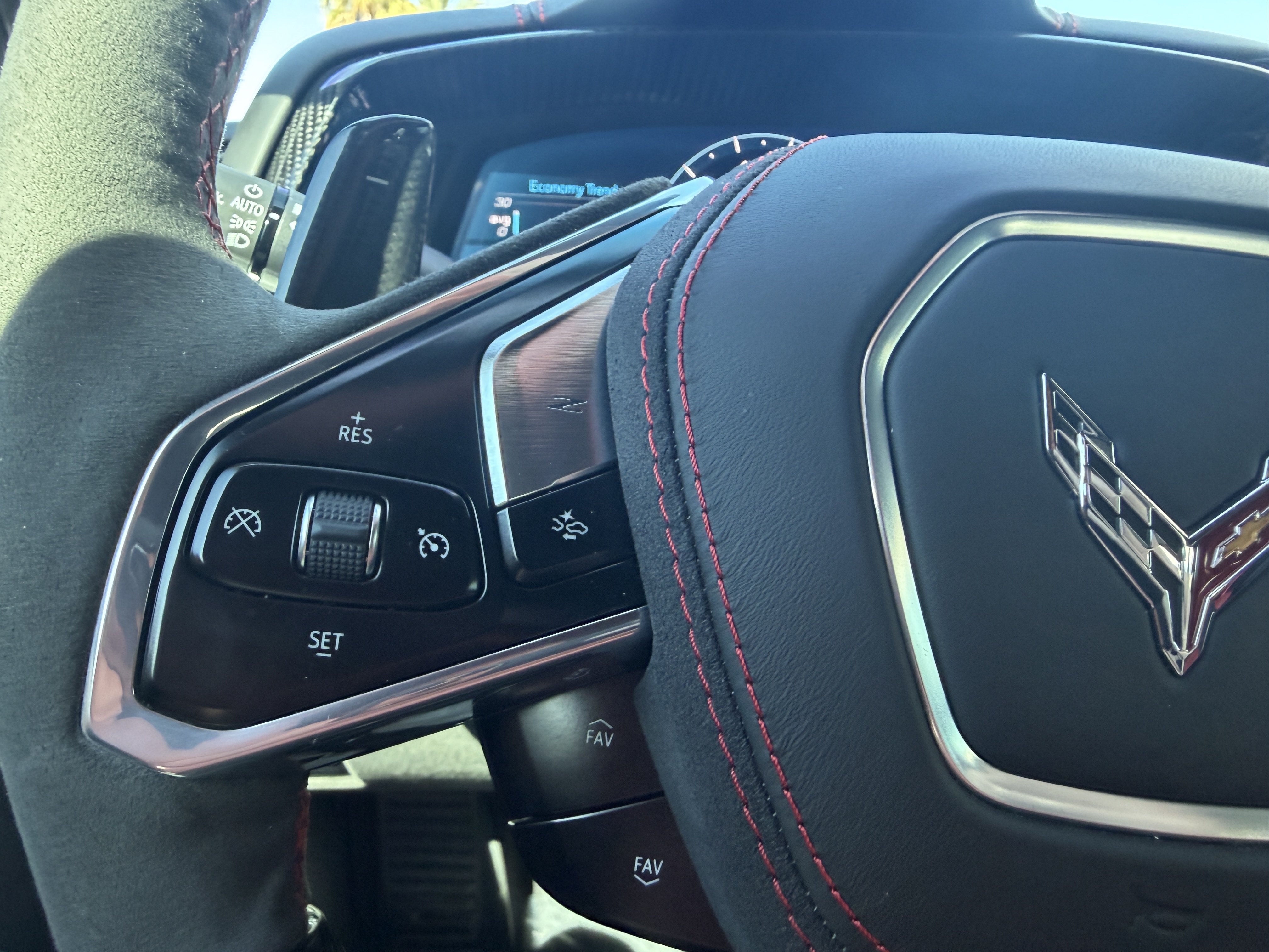 Used 2025 Chevrolet Corvette Z06 RWD image 29