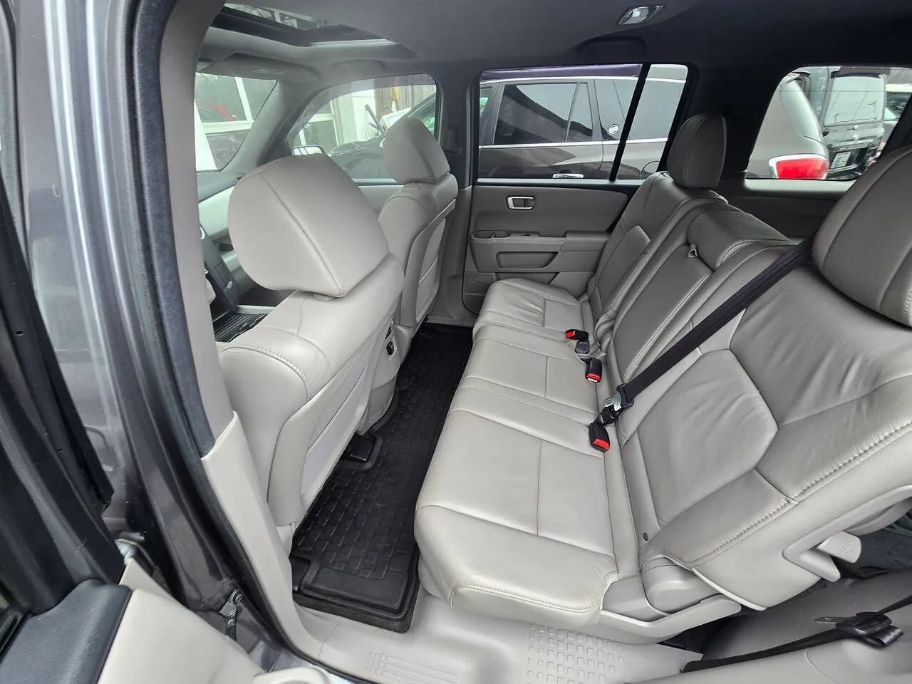 Used 2014 Honda Pilot EX-L image 4