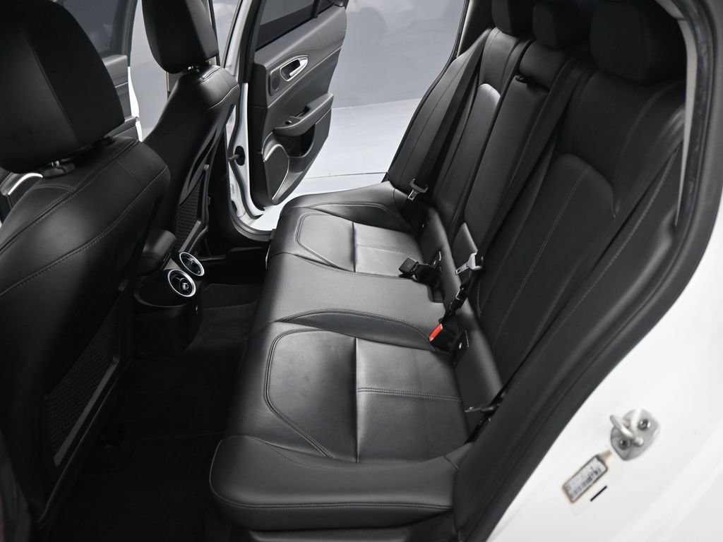 Used 2021 Alfa Romeo Giulia Ti w/ Nero Edizione image 20