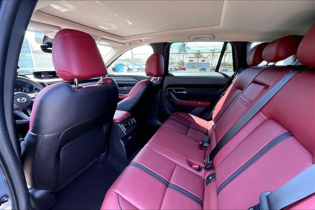 Certified 2025 MAZDA CX-50 AWD 2.5 Hybrid w/ Premium Pkg image 16