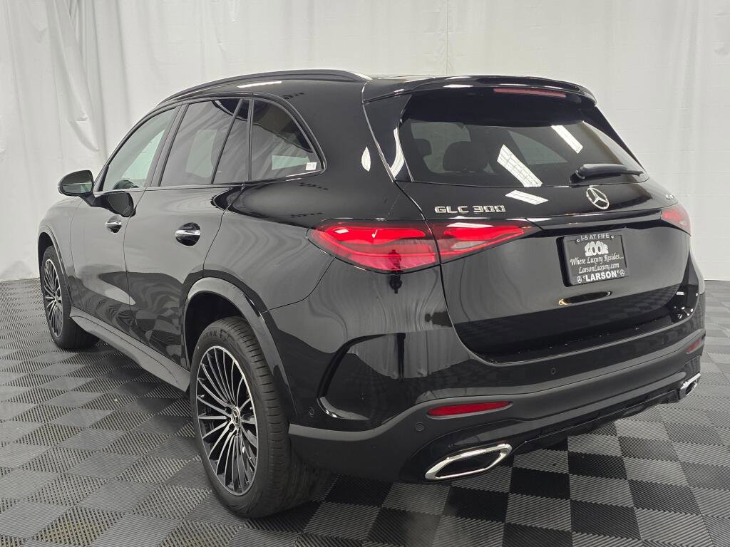 New 2026 Mercedes-Benz GLC 300 4MATIC image 4