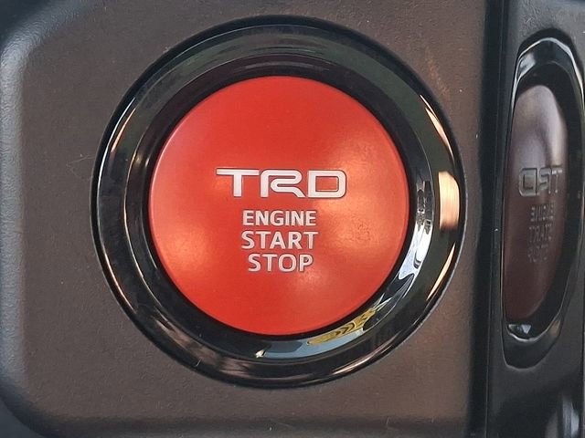 Used 2024 Toyota Tacoma TRD Off-Road AWD/4WD image 25