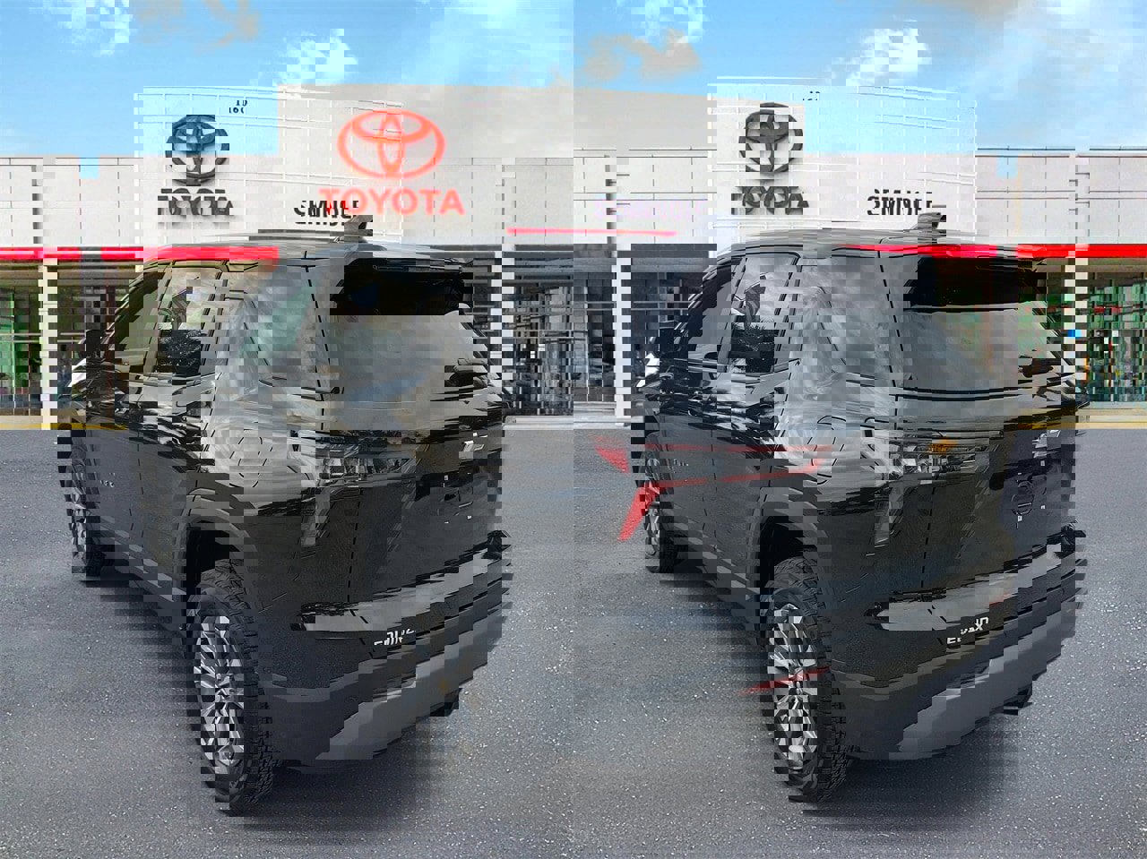 Used 2025 Chevrolet Equinox LT image 4