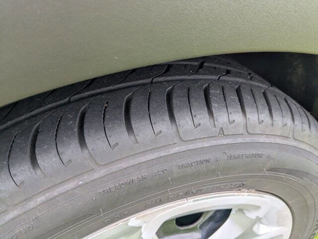 Used 2017 Ford Escape S image 11