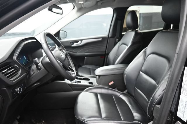 Used 2024 Ford Escape Platinum AWD/4WD image 12