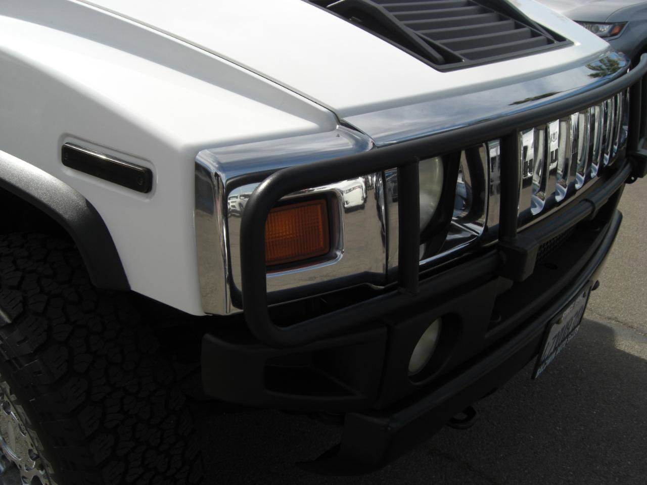 Used 2003 HUMMER H2 w/ Preferred Equipment Group image 19