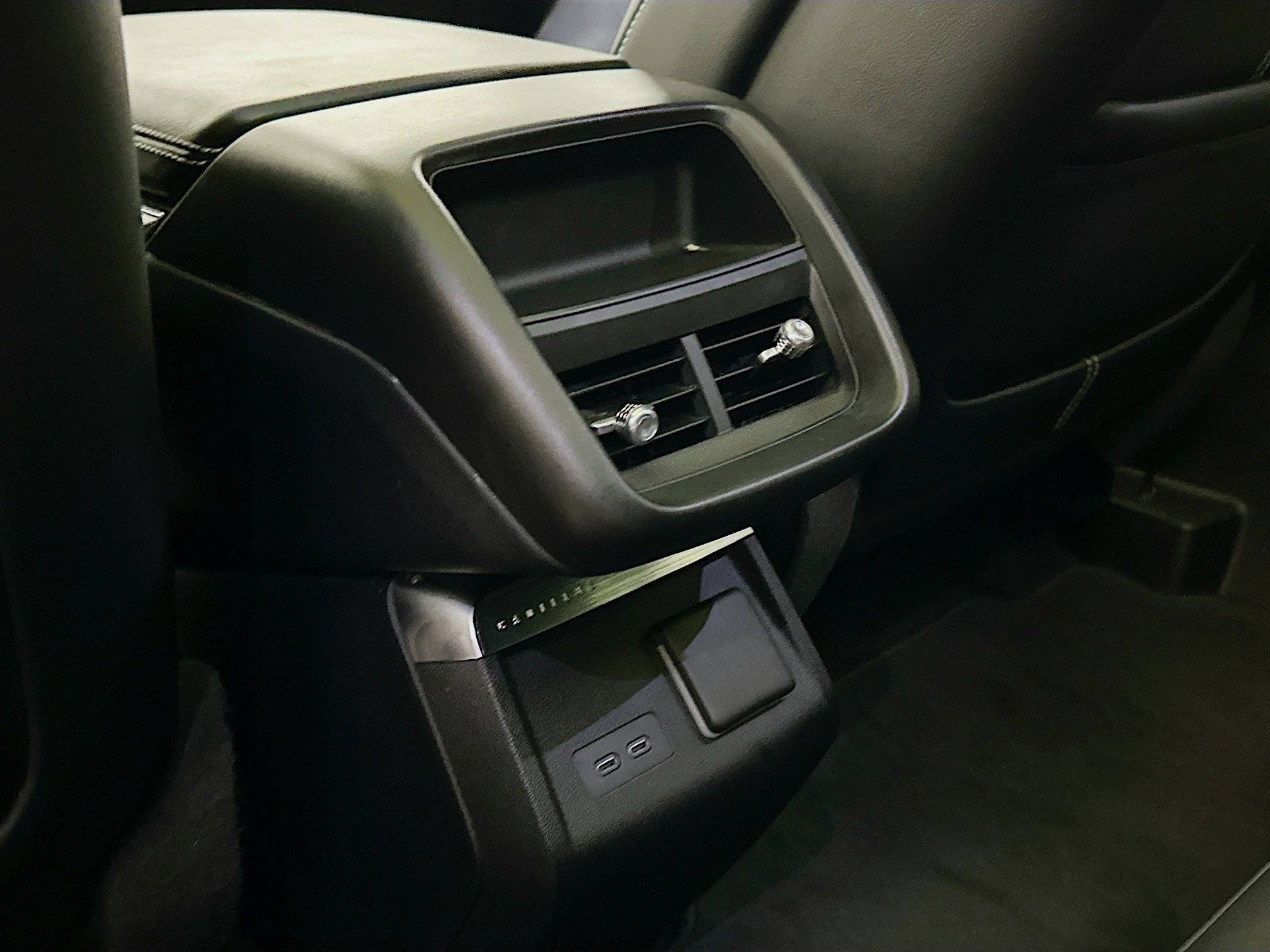 Used 2025 Cadillac Lyriq Sport image 28