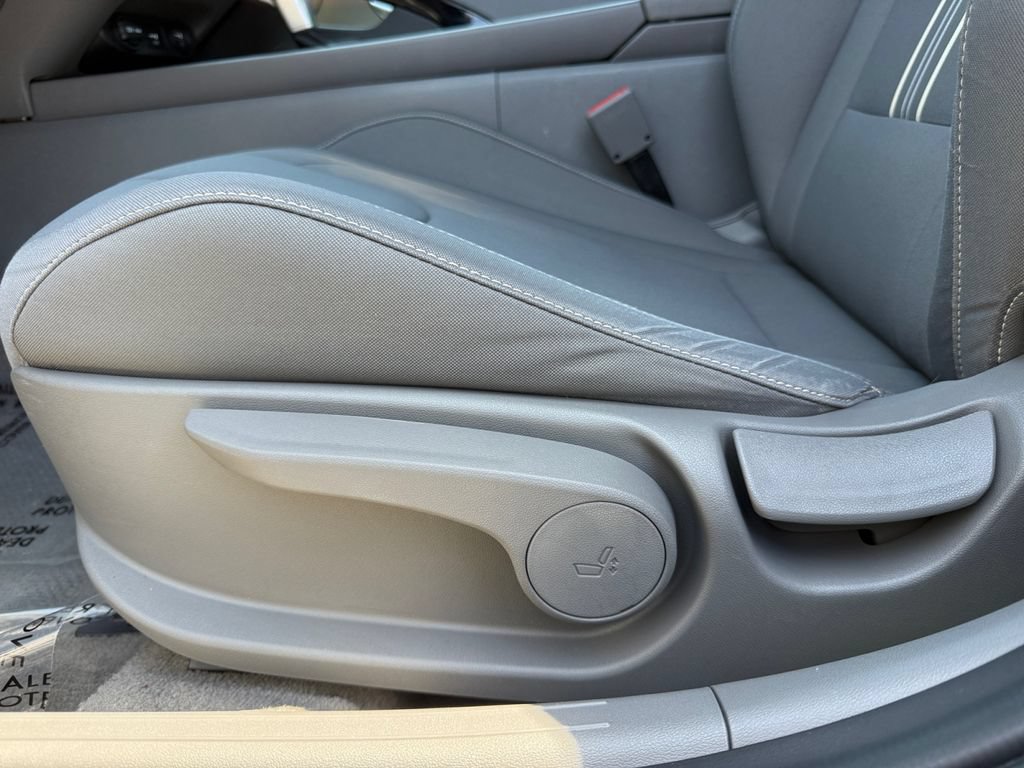 Used 2023 Hyundai Elantra SEL w/ Convenience Package FWD image 10