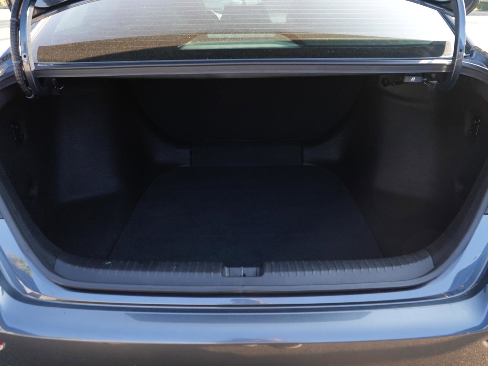 Used 2023 Honda Accord LX image 8