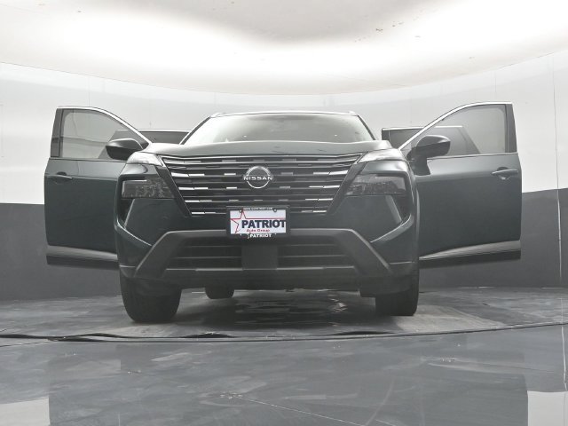 Used 2026 Nissan Rogue Dark Armor FWD image 65