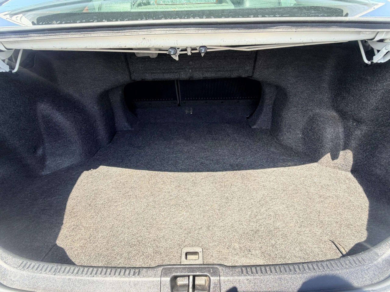 Used 2014 Toyota Camry SE FWD image 5