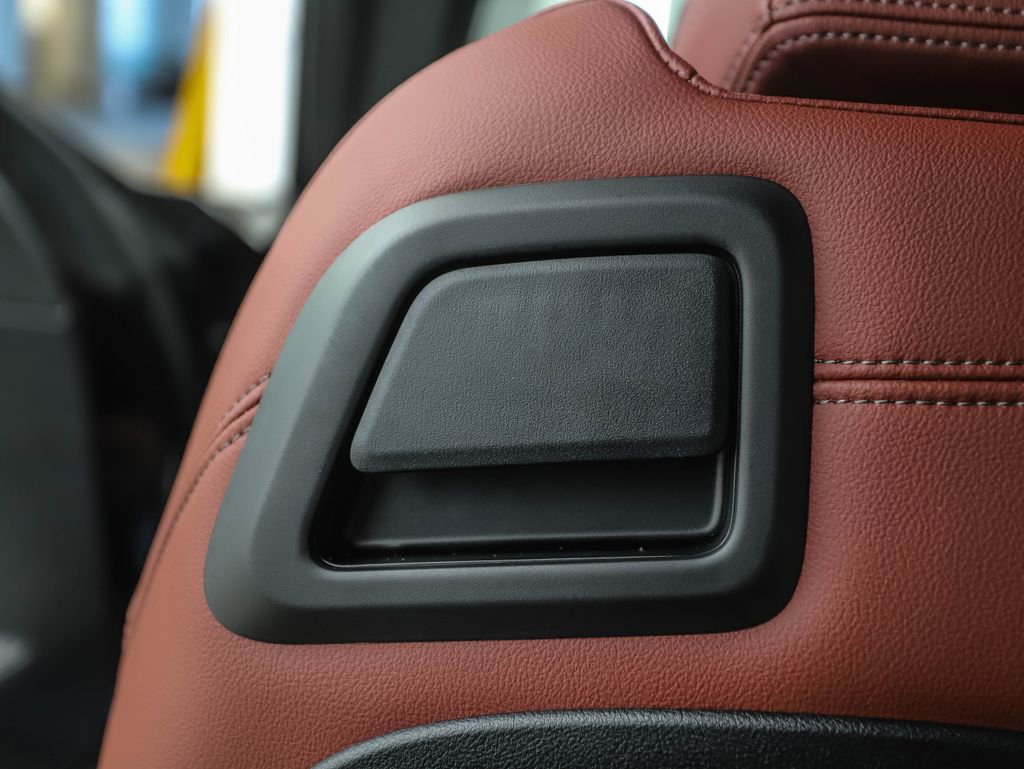 Used 2026 BMW 230i xDrive 230i xDrive w/ Premium Package image 23