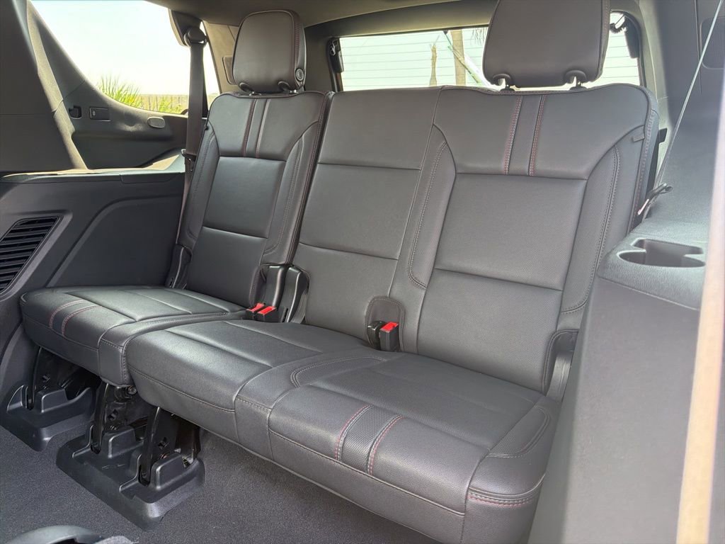 Used 2023 Chevrolet Tahoe RST w/ Luxury Package RWD image 14