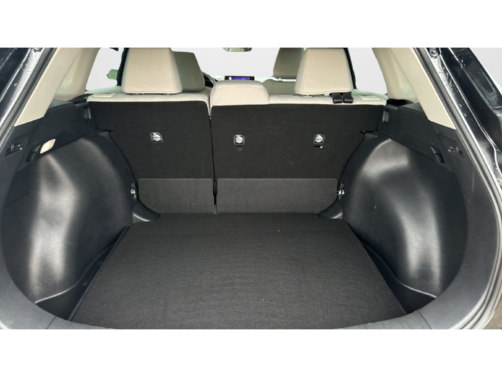 Used 2024 Toyota Corolla Cross L FWD image 18
