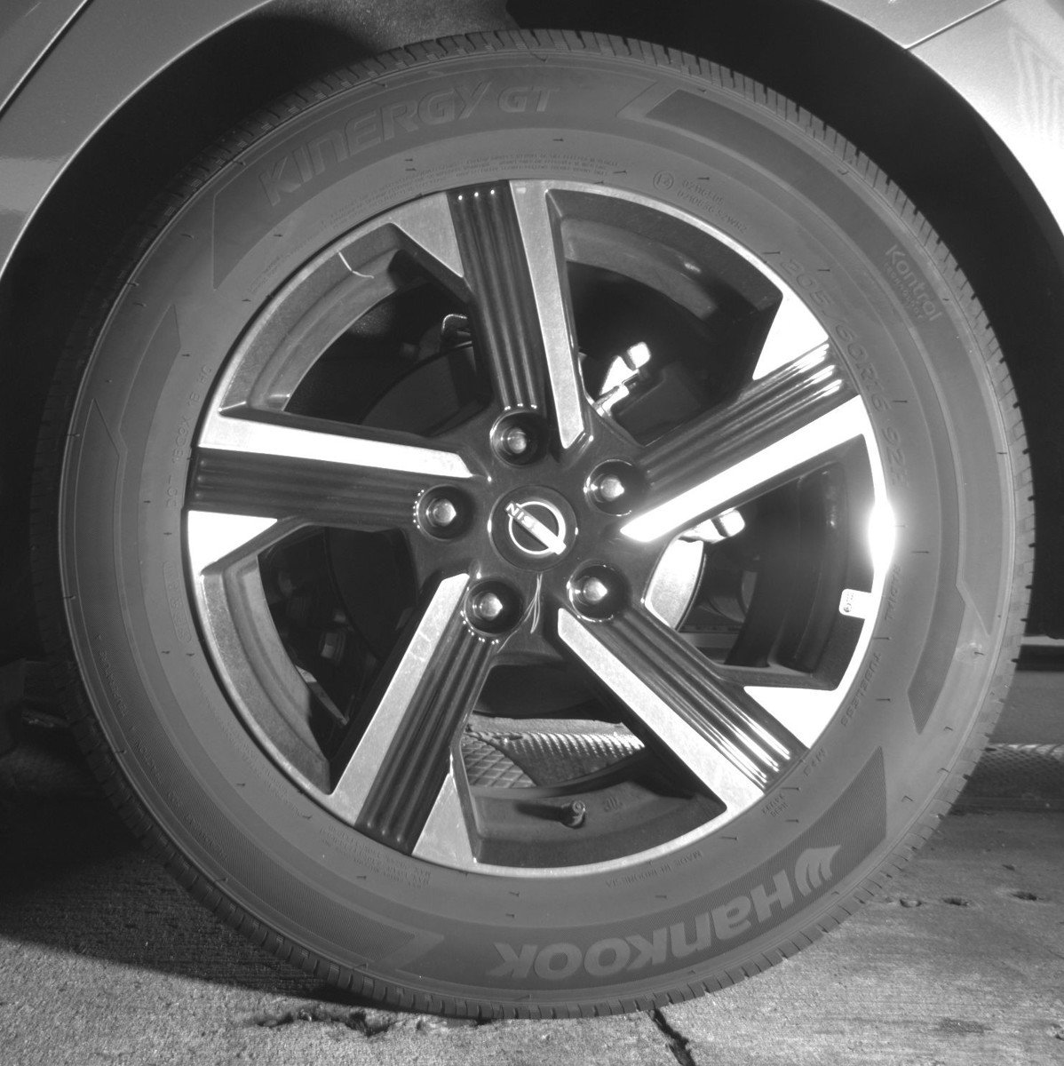 Used 2025 Nissan Sentra SV image 14