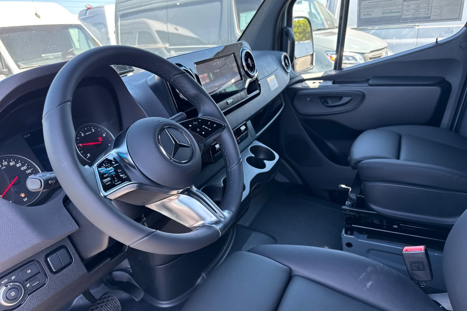 New 2026 Mercedes-Benz Sprinter 2500 image 12
