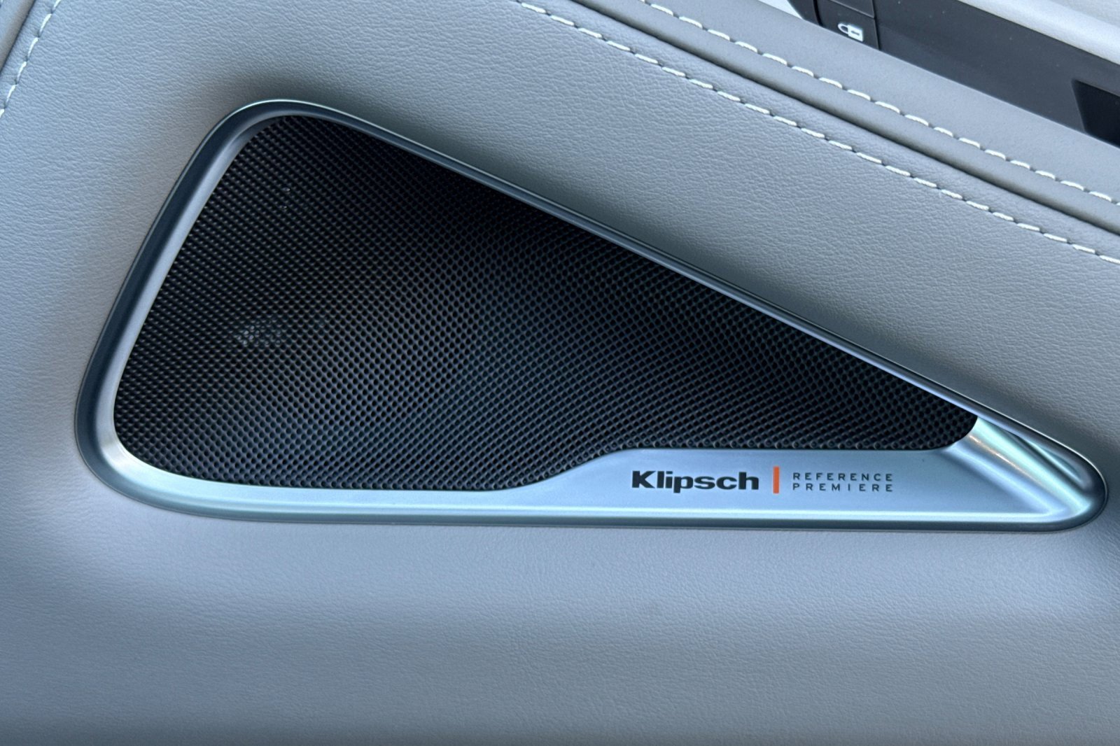 New 2026 INFINITI QX60 Autograph w/ Dark Cargo Package image 20