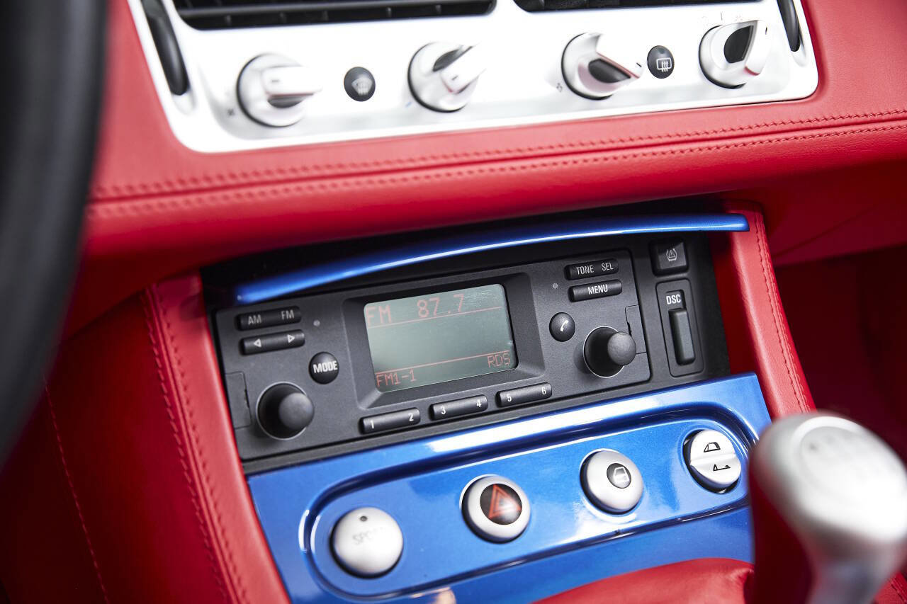 Used 2002 BMW Z8 image 68