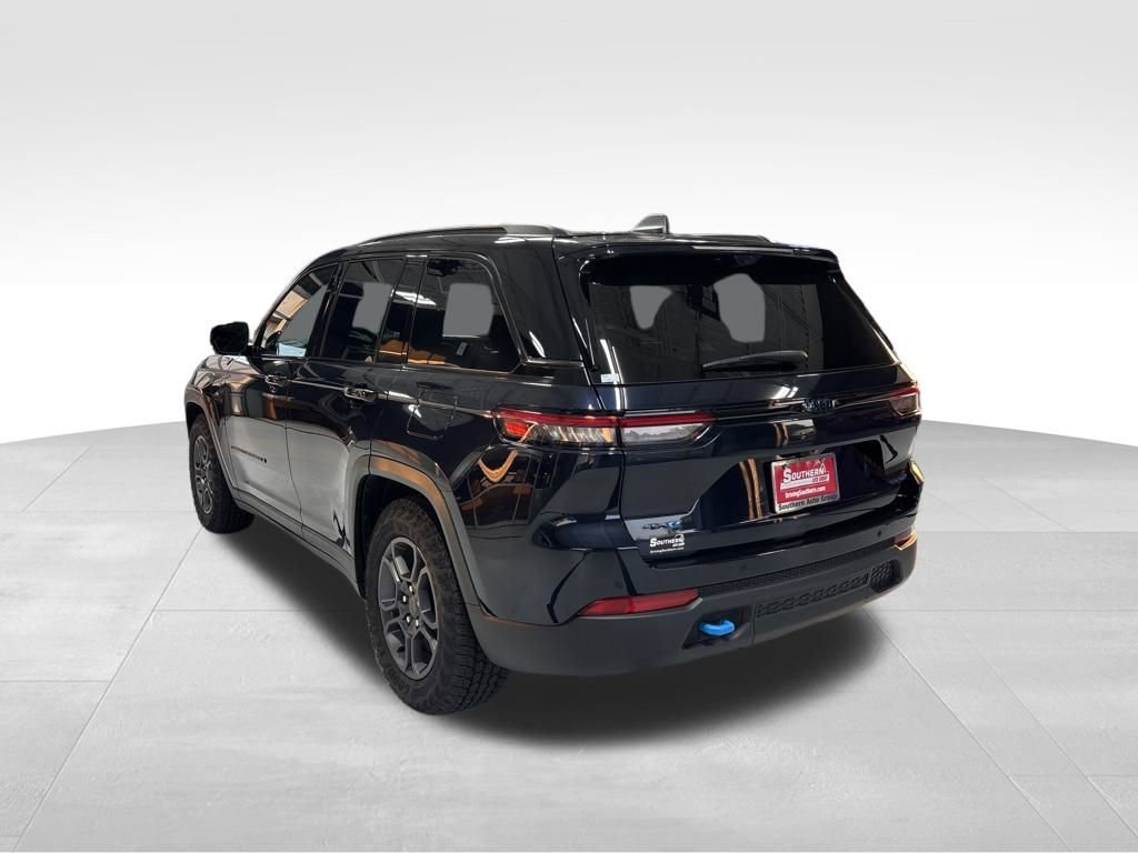 New 2024 Jeep Grand Cherokee Trailhawk w/ Advanced Protech Group II image 4
