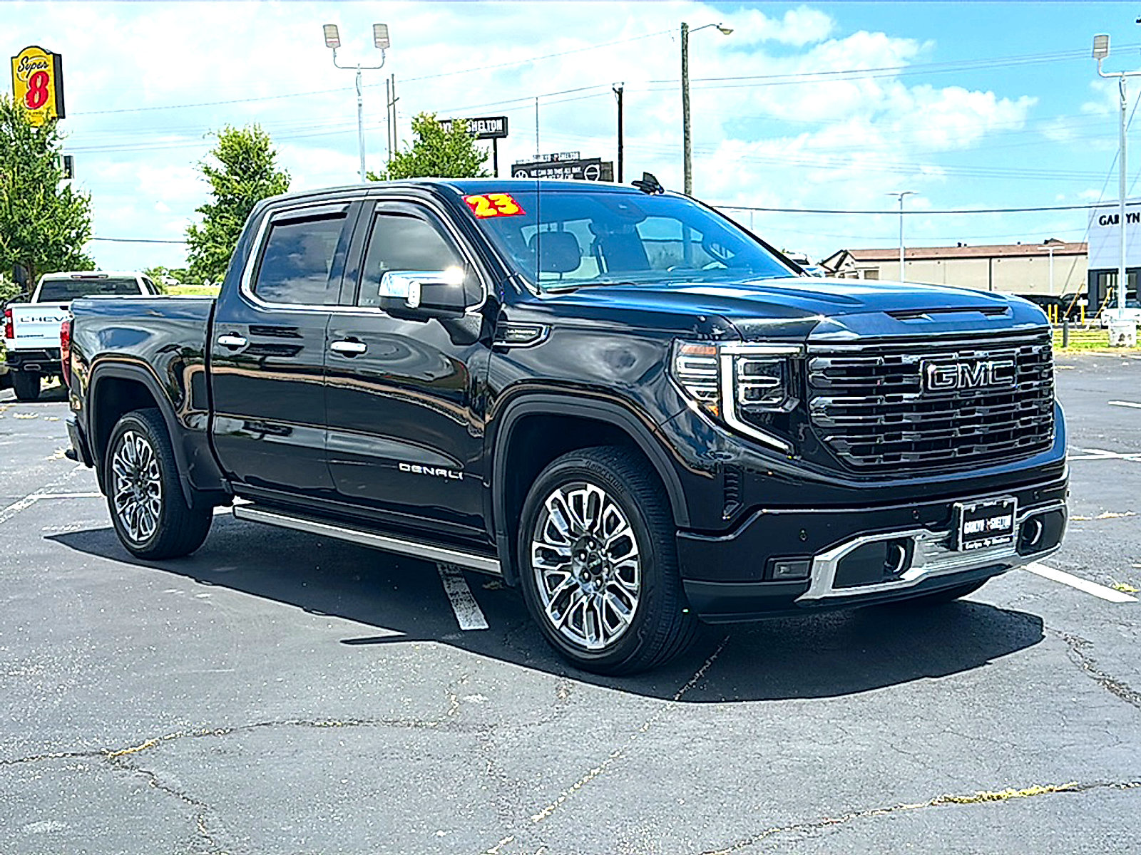 Used 2023 GMC Sierra 1500 Denali Ultimate AWD/4WD image 10