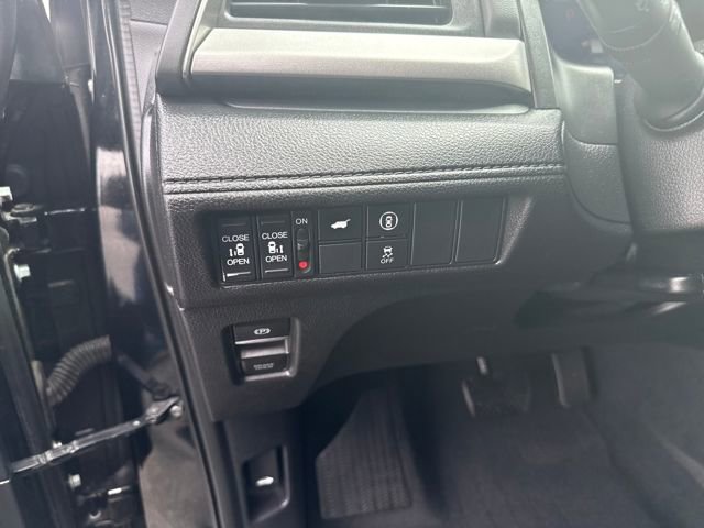 Used 2022 Honda Odyssey EX-L image 16