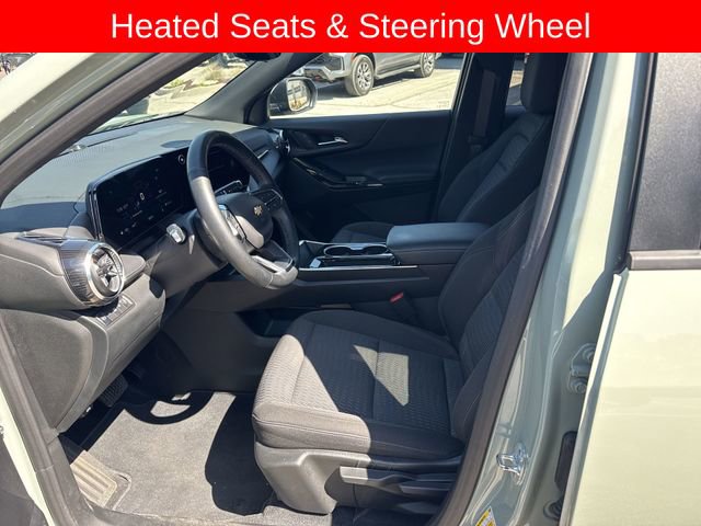 Used 2025 Chevrolet Equinox LT w/ Safety and Technology Package image 10