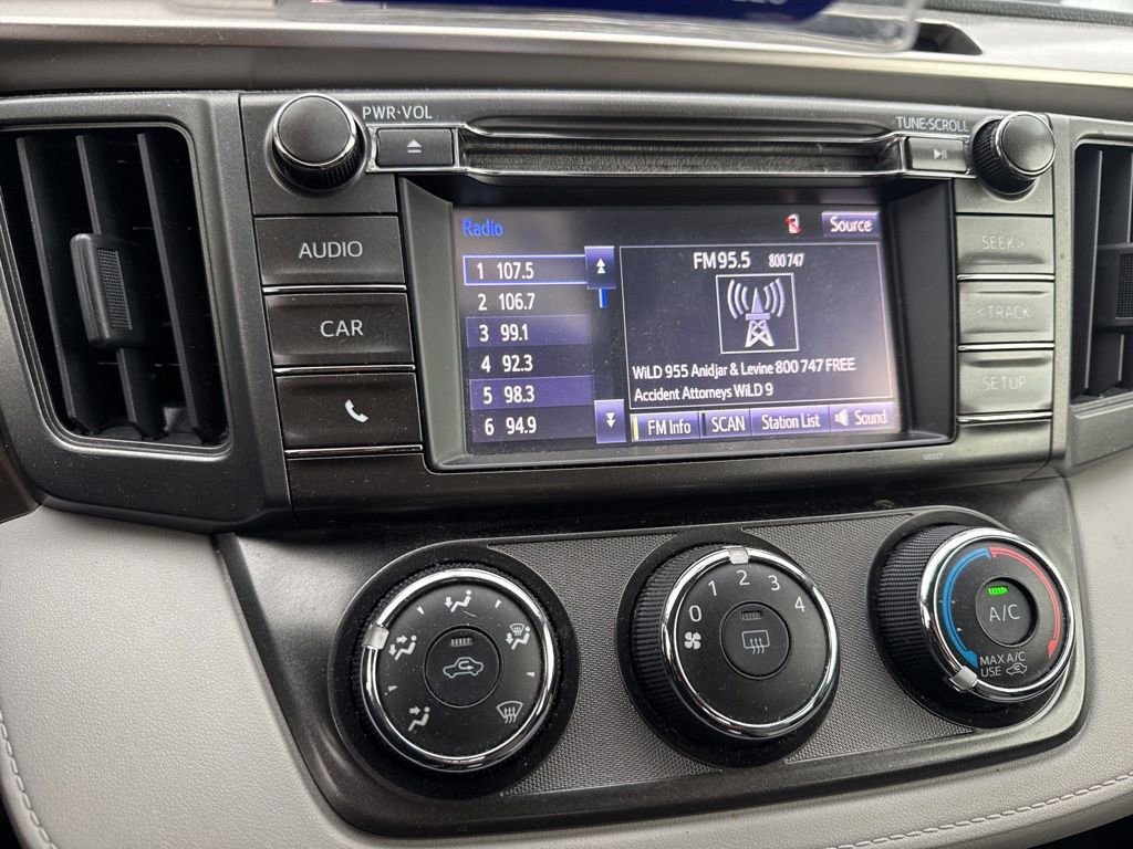 Used 2015 Toyota RAV4 LE image 6