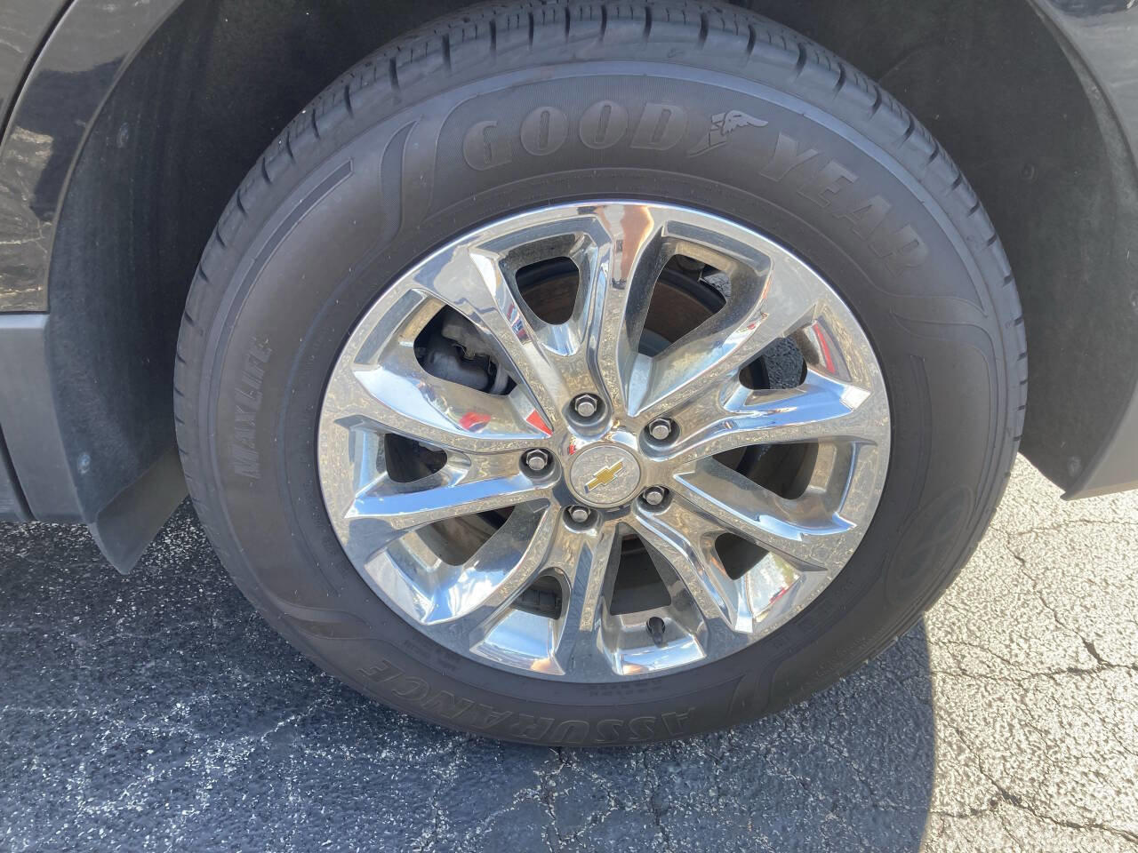 Used 2020 Chevrolet Equinox LT image 27