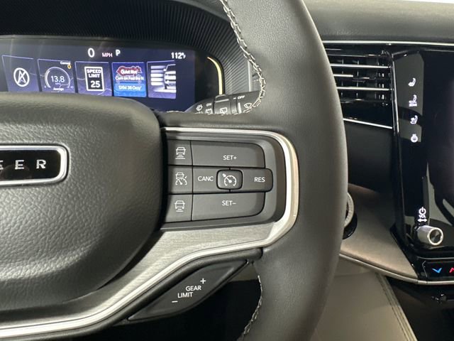 New 2025 Jeep Wagoneer Series II image 13