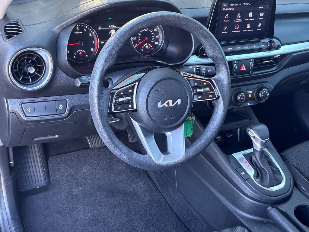 Used 2022 Kia Forte LXS FWD image 7