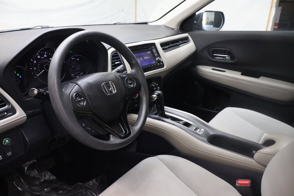 Used 2021 Honda HR-V LX image 17