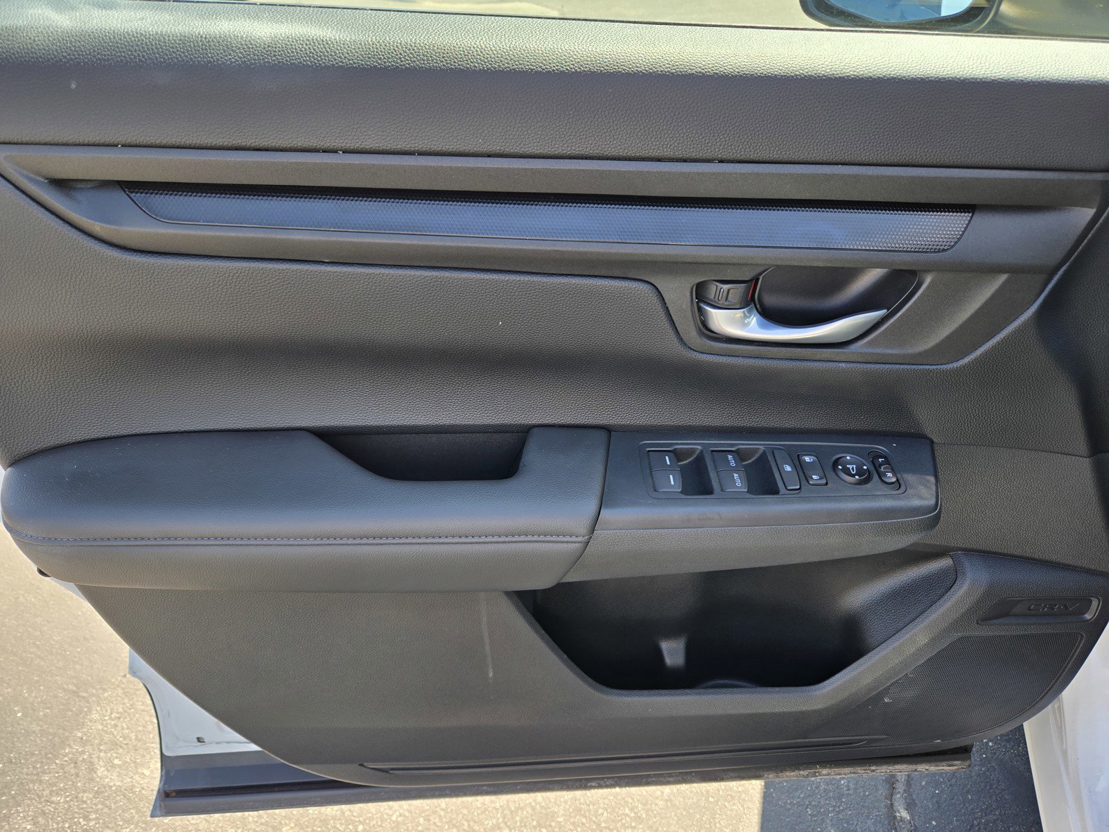 Used 2025 Honda CR-V EX image 16