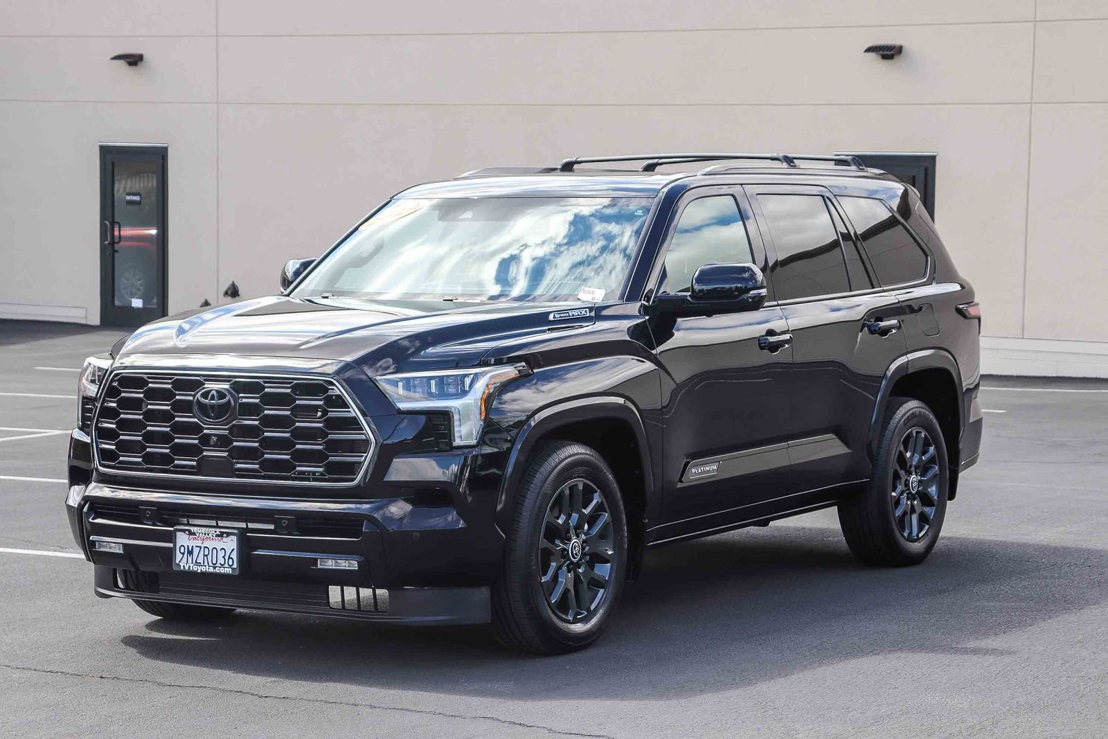 Certified 2024 Toyota Sequoia Platinum AWD/4WD image 3