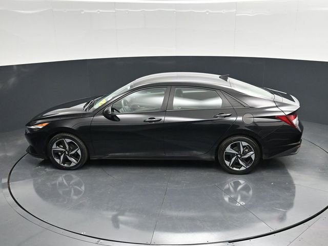 Used 2023 Hyundai Elantra SEL w/ Convenience Package FWD image 47
