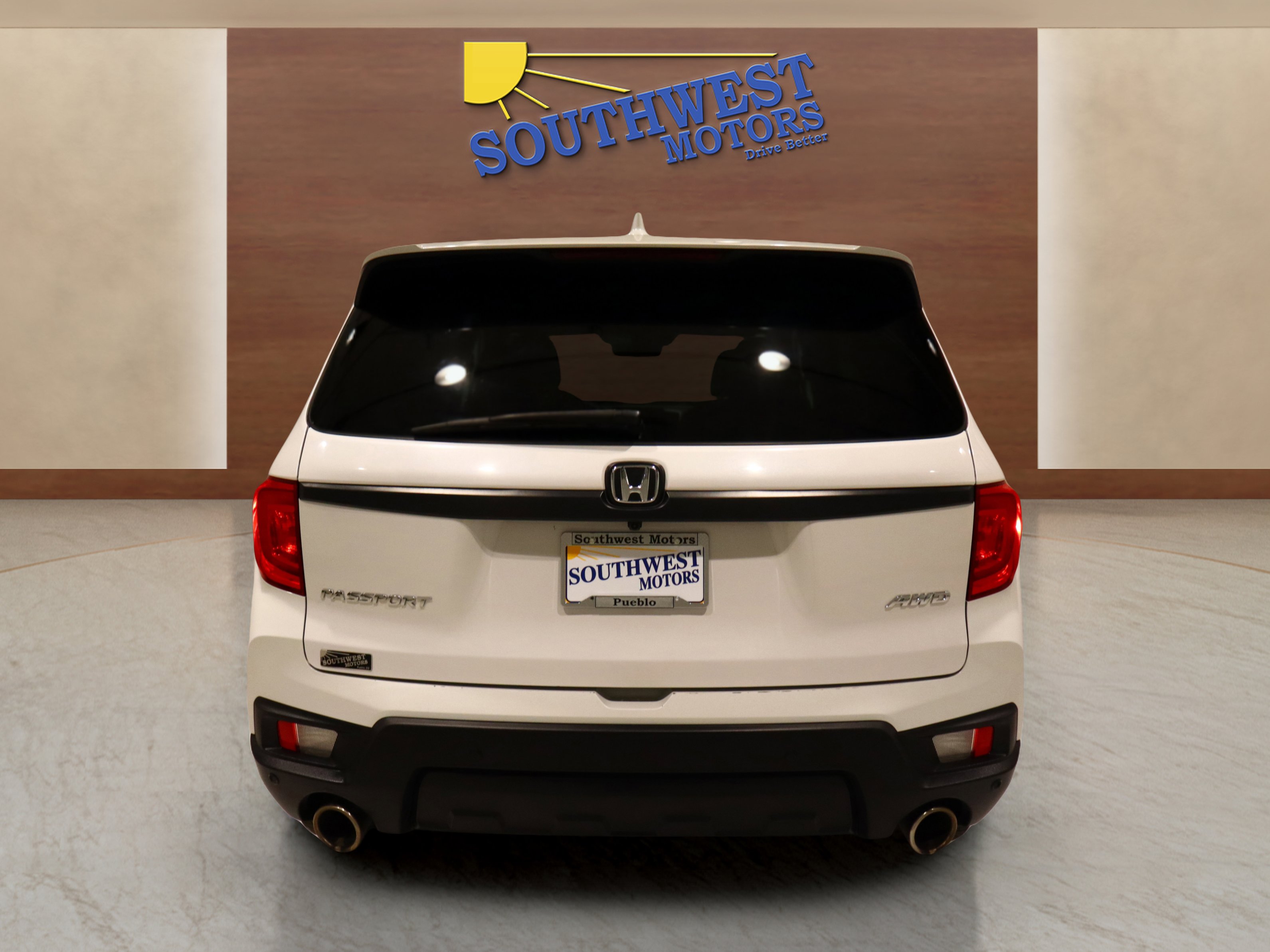 Used 2023 Honda Passport EX-L image 3