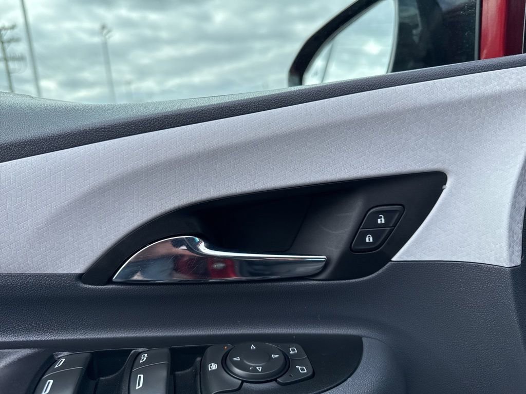 Used 2020 Chevrolet Bolt Premier w/ Infotainment Package image 10