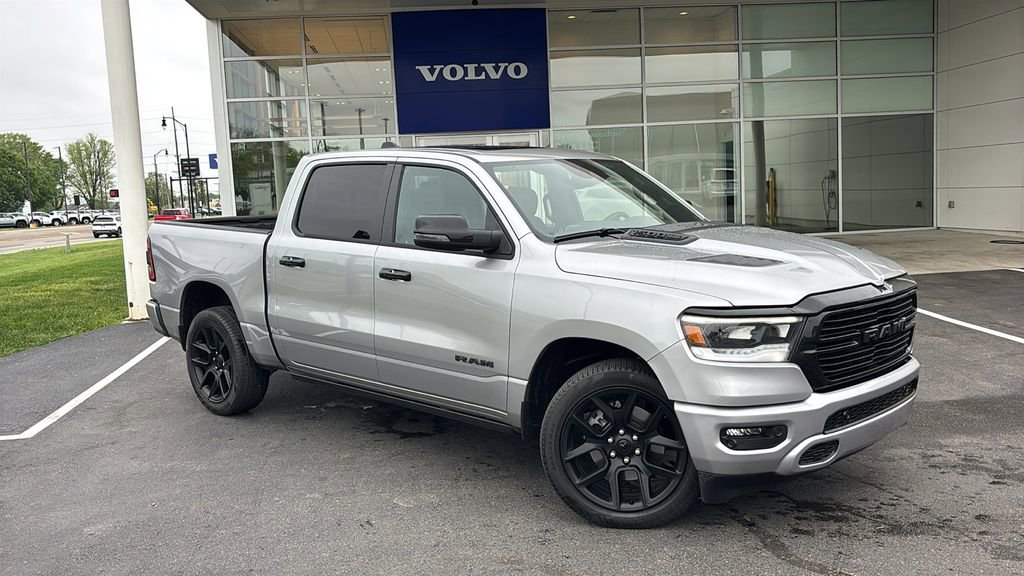 Used 2023 RAM 1500 Laramie AWD/4WD image 2
