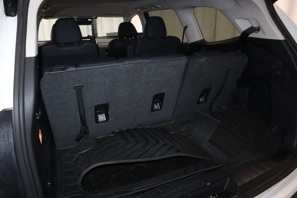 Used 2023 Subaru Ascent Limited AWD/4WD image 19