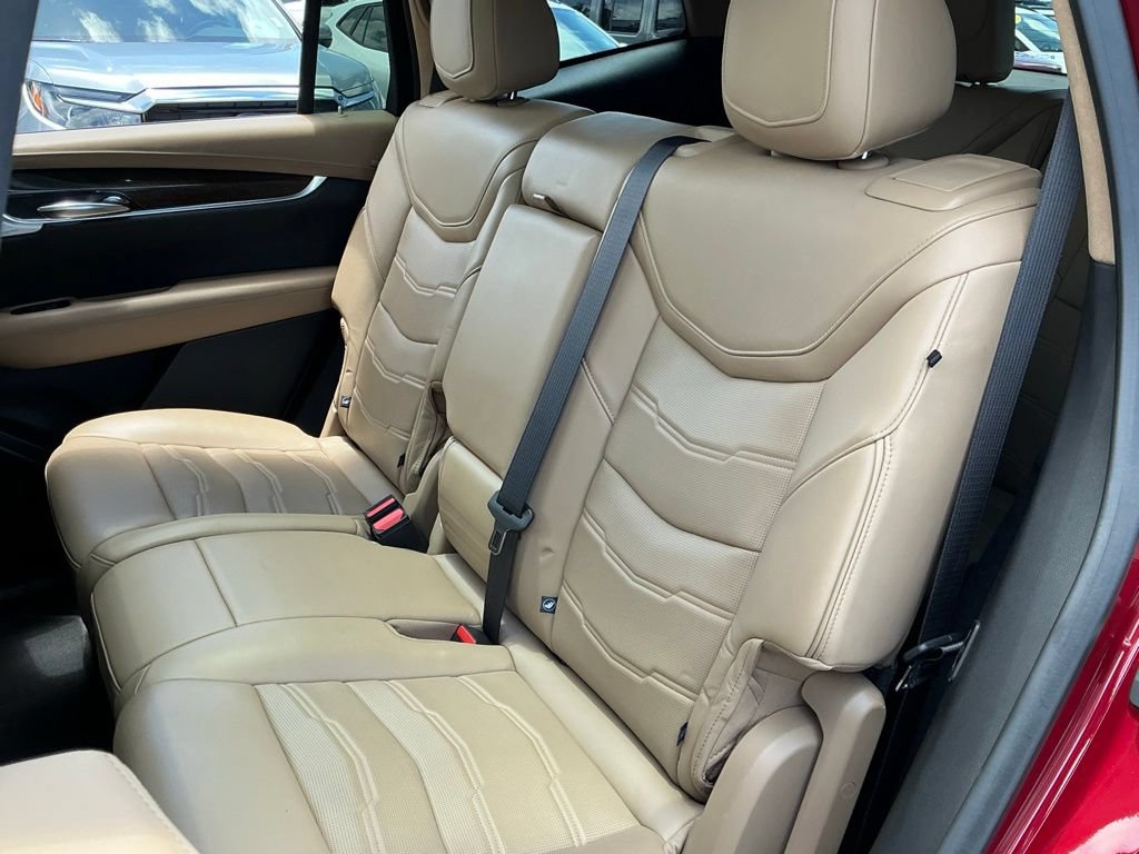 Used 2020 Cadillac XT6 Sport w/ Platinum Package AWD/4WD image 41