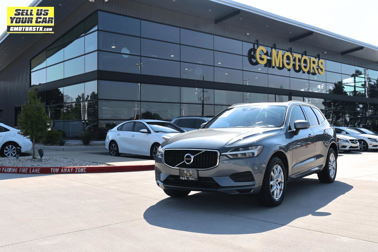 Used 2018 Volvo XC60 T5 Momentum w/ Convenience Package image 1