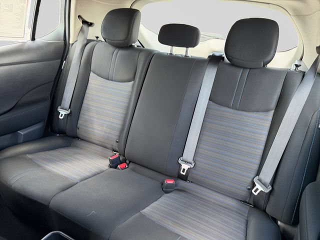 Used 2024 Nissan Leaf S FWD image 13