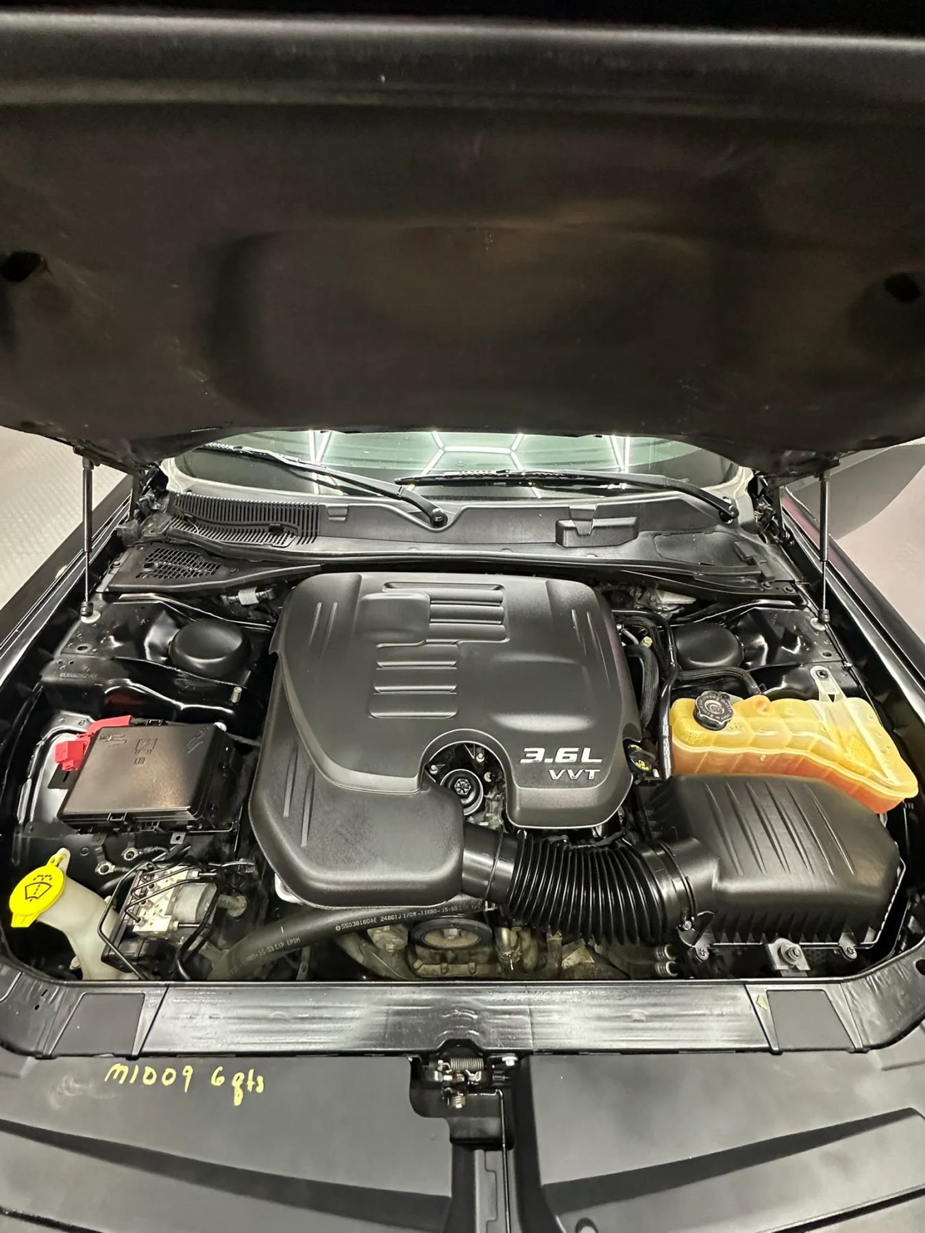 Used 2018 Dodge Challenger SXT RWD image 26