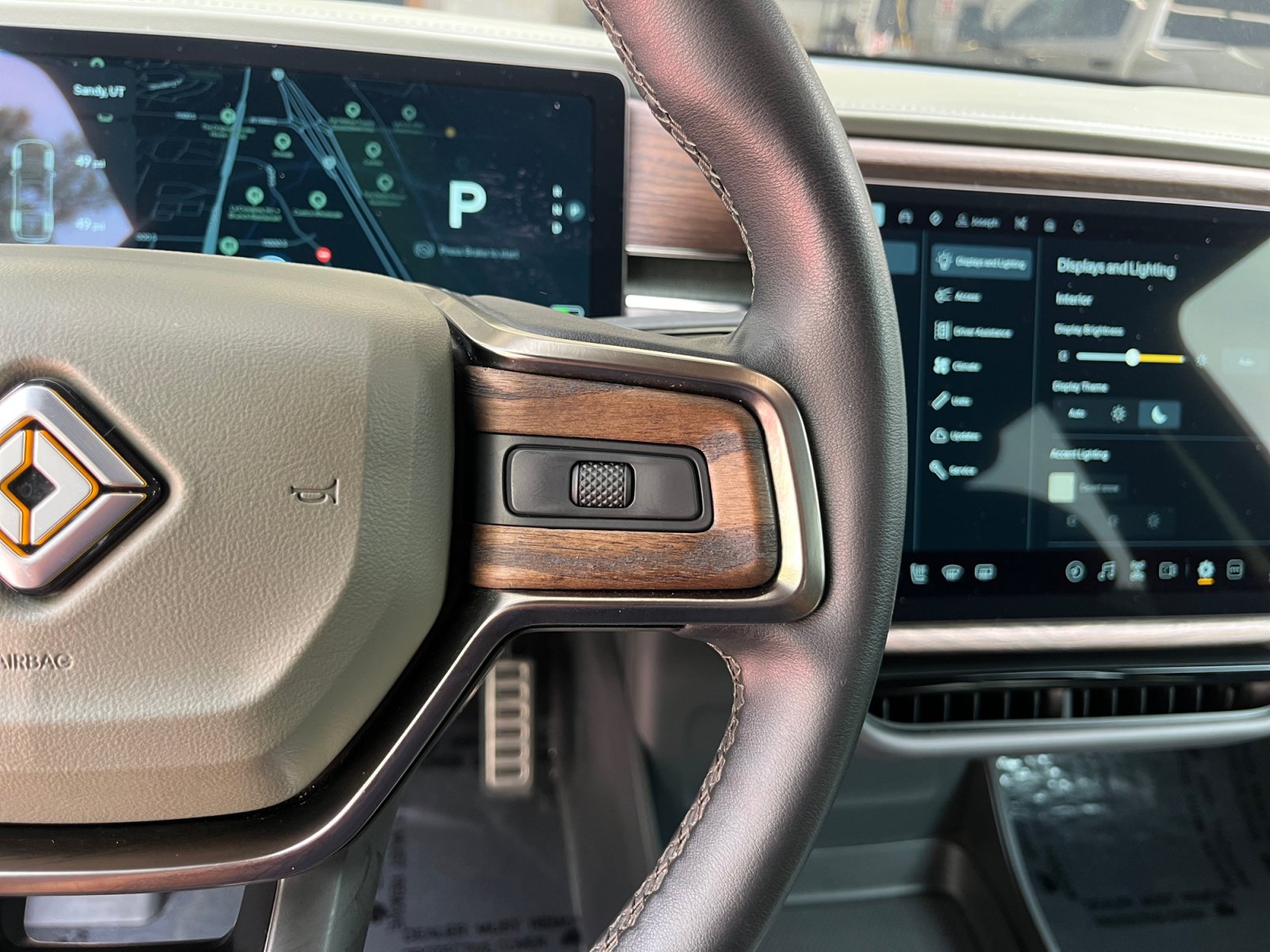 Used 2022 Rivian R1T Launch Edition AWD/4WD image 14