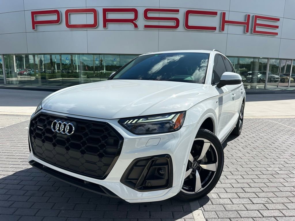 Used 2022 Audi Q5 2.0T Prestige w/ Prestige Package