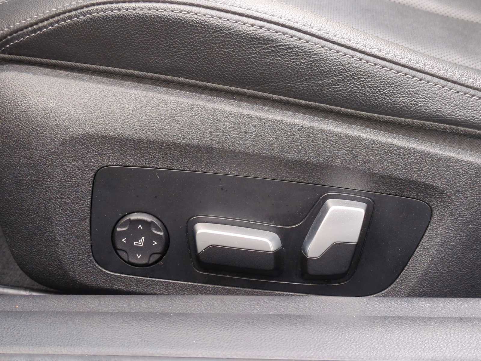 Used 2023 BMW 430i xDrive 430i xDrive w/ Convenience Package image 18