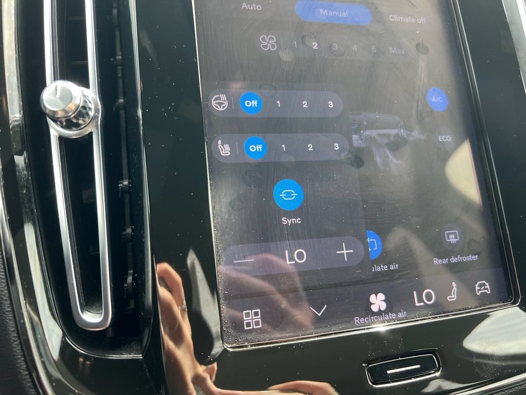 Certified 2023 Volvo XC40 Recharge Plus w/ Protection Package Premier AWD/4WD image 18