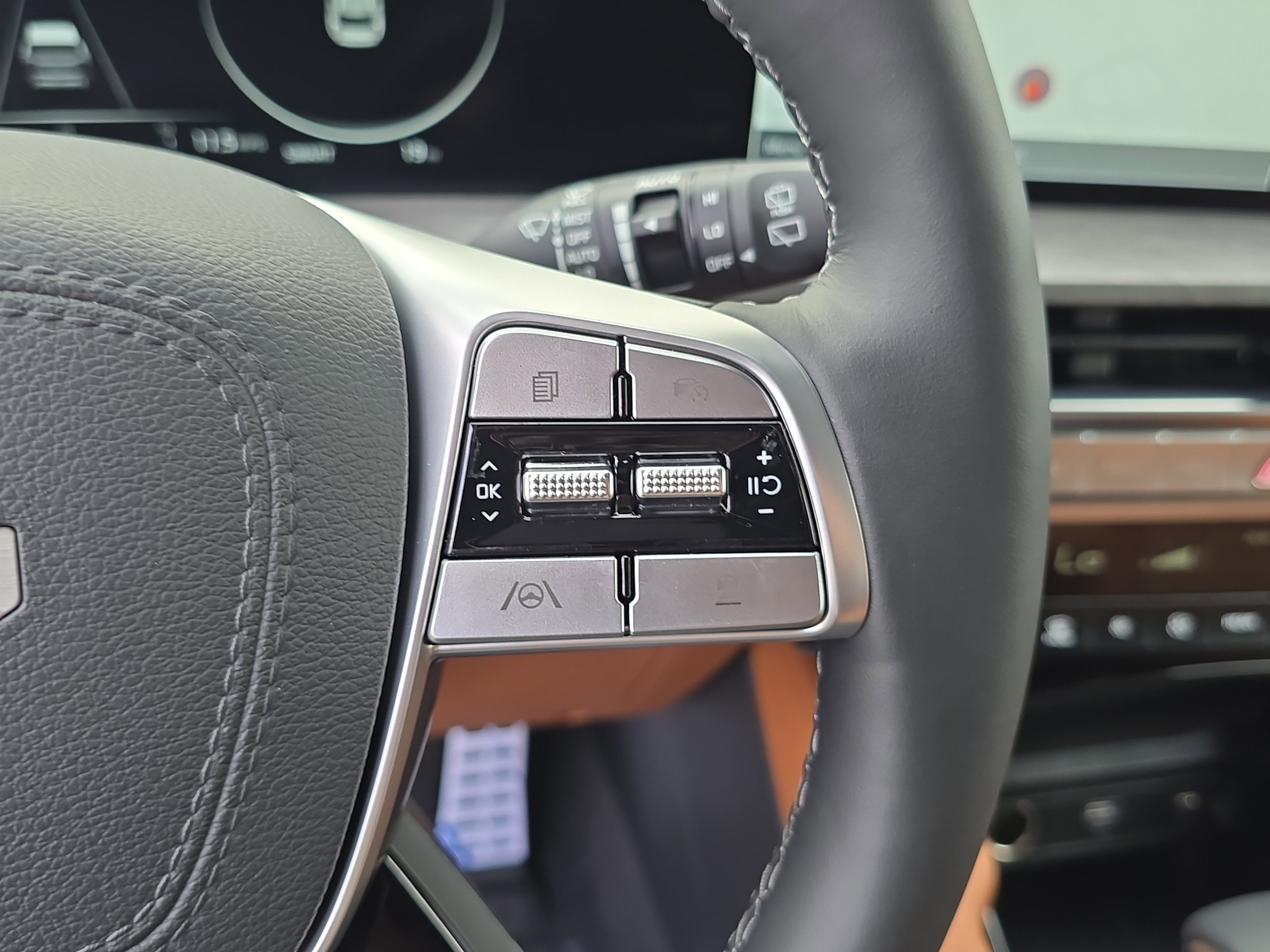 New 2025 Kia Telluride SX X-Line image 32