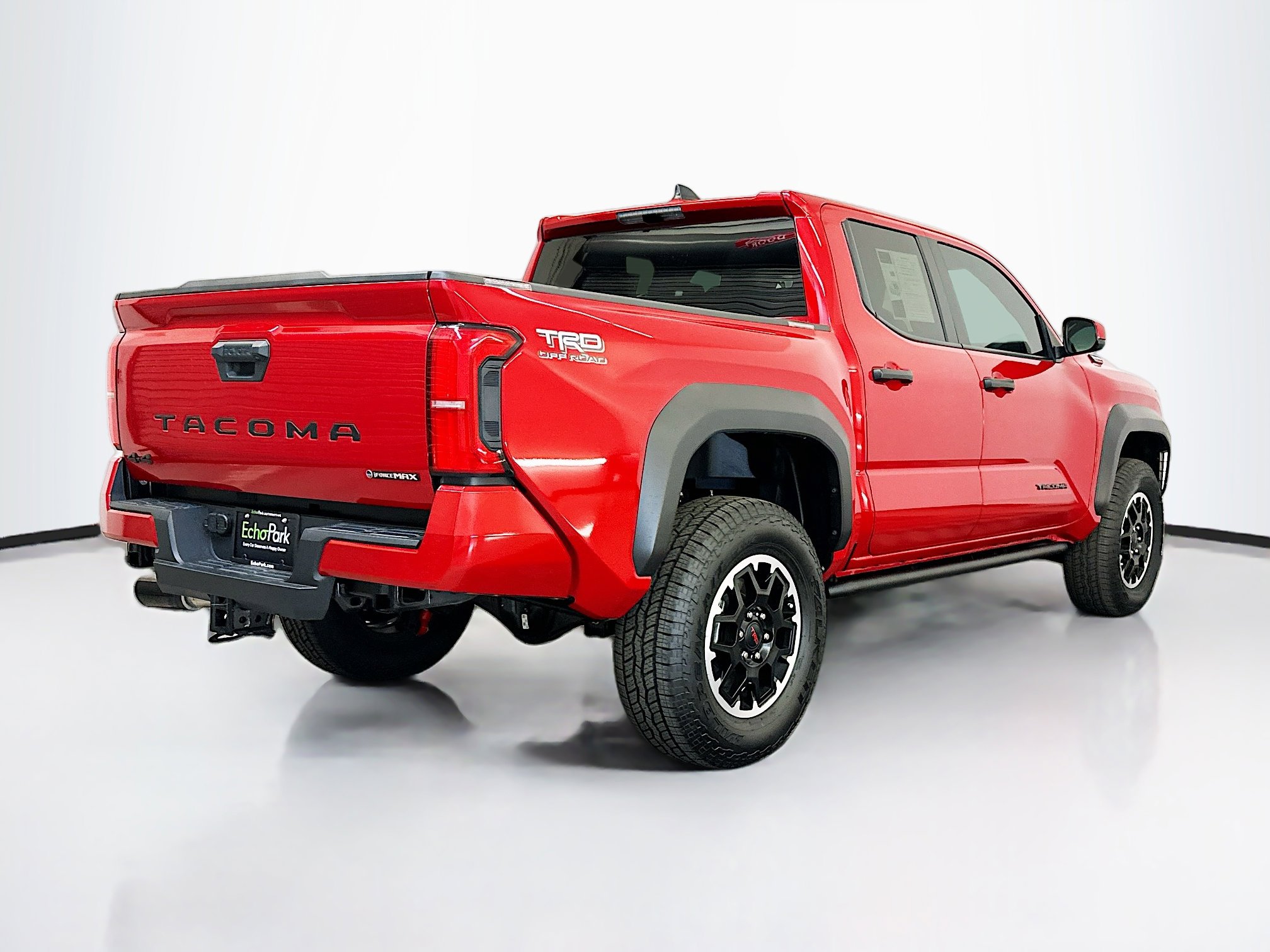 Used 2025 Toyota Tacoma TRD Off-Road AWD/4WD image 9