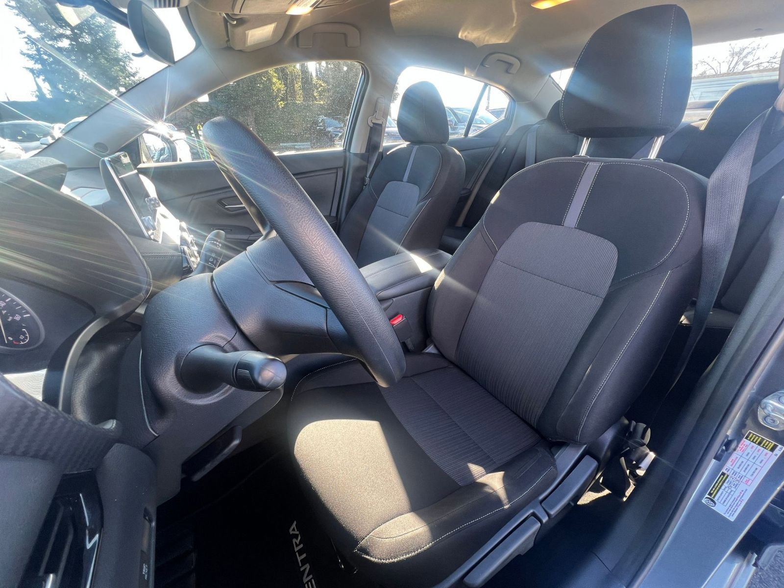 Used 2025 Nissan Sentra SV image 36